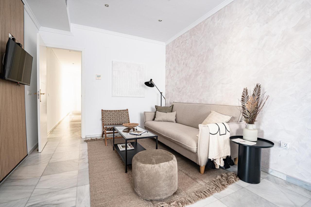 מאלגה Stay U-Nique Apartments Plaza Constitucion מראה חיצוני תמונה
