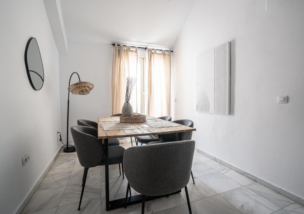 מאלגה Stay U-Nique Apartments Plaza Constitucion מראה חיצוני תמונה