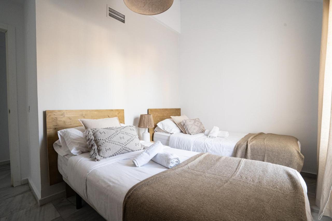 מאלגה Stay U-Nique Apartments Plaza Constitucion מראה חיצוני תמונה